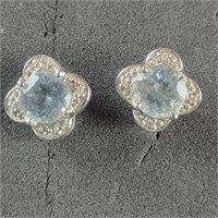 14k White Gold Earrings with Aquamarine stone a
