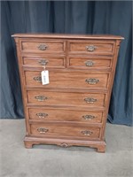 QUALITY ALL WOOD 8 DRAWER DAVIS CAB. CO. CHEST
