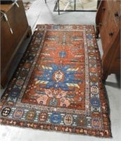 Beautiful wool Pile Tabreze area rug