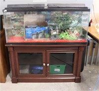 LARGE GLASS AQUARIUM WITH FILTERS AND ACCESSORIES
