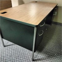 Desk   60"x29"x30.5"          (R# 208)