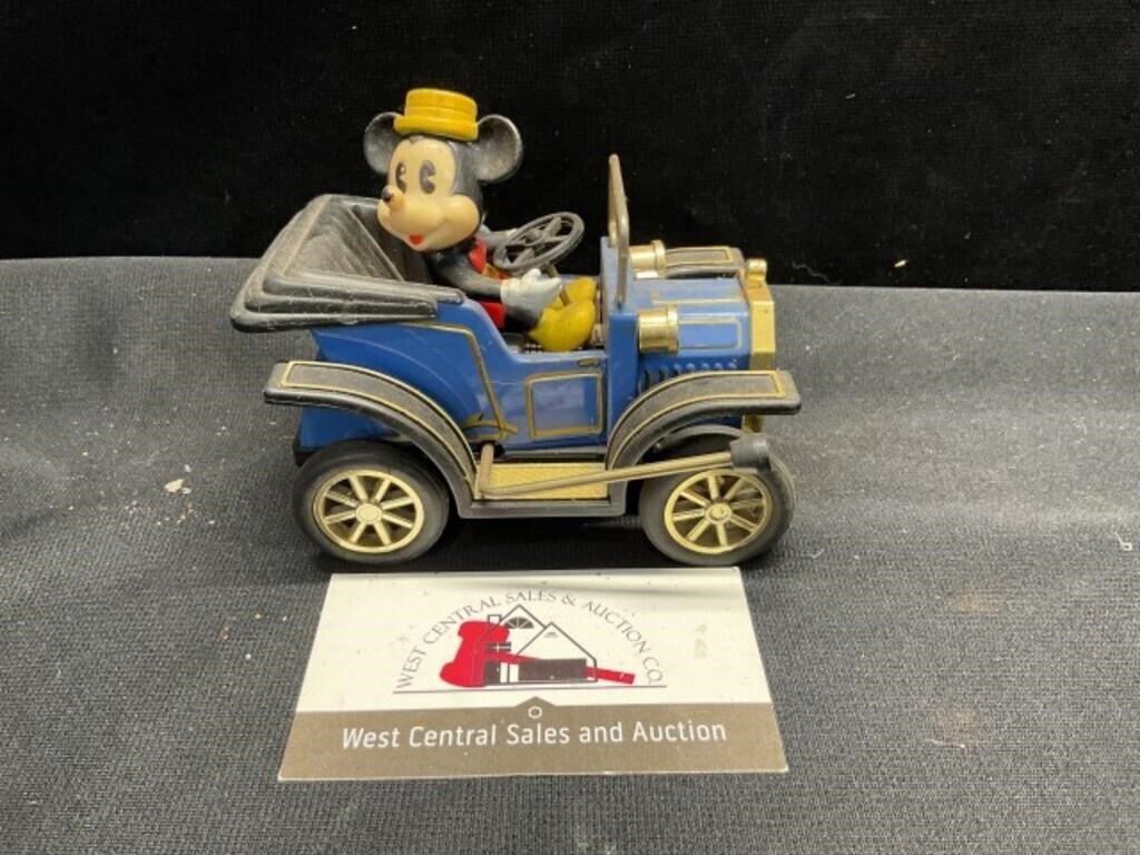 Walt Disney Mickey Mouse Car