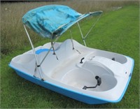 Sundolphin 5 Paddle Boat with Shade Top.