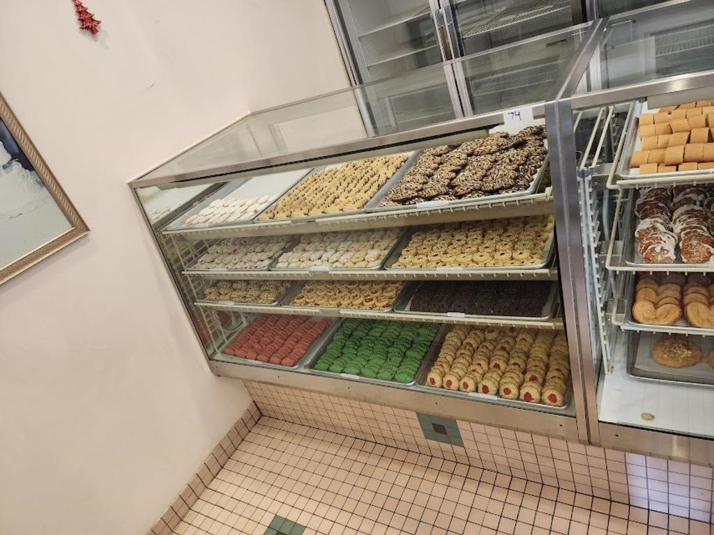 FEDERAL 5' DRY DISPLAY BAKERY CASE