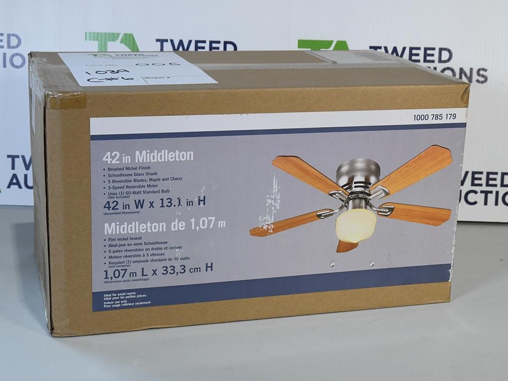 Middleton Ceiling Fan with Light Kit