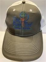 The first tee great River, Velcro adjustable ball