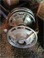 1963/64 impala ss 14" hubcaps s/4