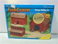 Ertl Farm Country Vintage Building Set