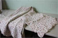 Quilt & Matching Pillow Cases