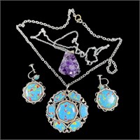 1970s Faux Turquoise & Amethyst Cluster Pendant