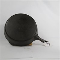 WAGNER MARKED ON HANDLE  #8 CAST IRON SKILLET