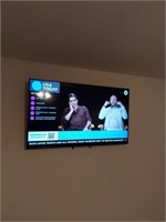 50in SAMSUNG FLAT SCREEN TV w/remote