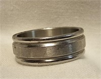 MAN'S STAINLESS STEEL BAND ENGRAVED