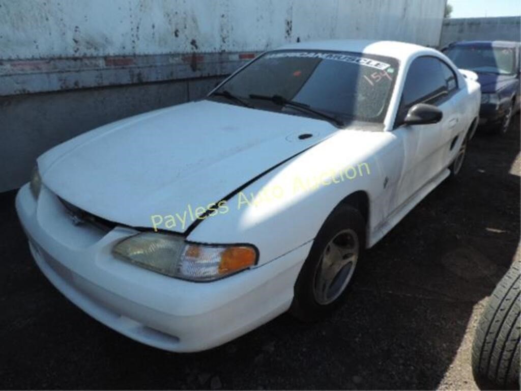 1998 Ford Mustang 1FAFP4045WF137723 White