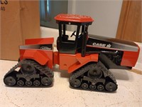 Case quad trac display tractor