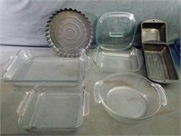 Large Assortment of Anchor Bakeware, 4 Glass