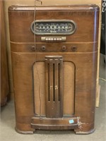 Vintage RCA Victor Radio - Tested Working