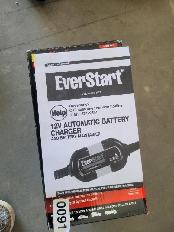 EverStart Battery Charger & Maintainer