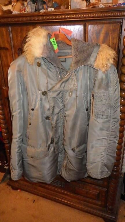 VINTAGE MILITARY PARKA