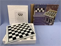 The drinking chess collection 32 shot glasses incl