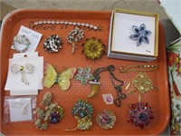 assorted lot of jewelry