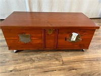 Vintage Edward Roos & Co Cedar Lined Chest