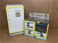 Vintage Toy Snow White Stove & Refrigerator