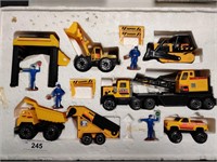 Vintage Remco Toys Construction Set (15 pieces)