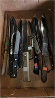 LARGE LOT OF KITCHEN KNIVES