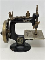 Vintage singer miniature sewing Machine