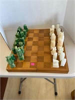 Oynx Chess Set