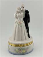 Limoges Style Tricket Bride and Groom Box