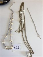 CHAIN NECKLACE WITH WHITE BEADS BEADED NECKLACE
