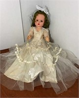 D4)  Dolls: Bride doll 28” - Sayco bent knee