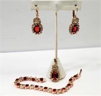 Red Stunning SET Earrings Pendant Bracelet