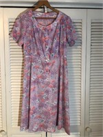 VINTAGE FLORAL DRESS SIZE 16 1/2