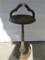 COOL VINTAGE ASHTRAY STAND