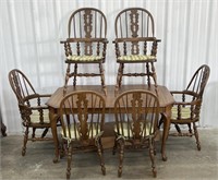 (S) Traditional Wood Dining Table And Chairs