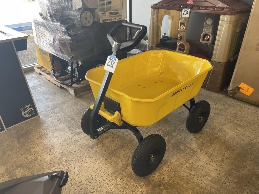 GORILLA CARTS 8 CU. FT. STEEL DUMP CART