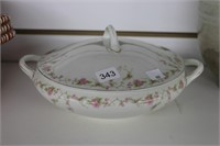 JOHNSON BROS ENGLAND COVERED DISH