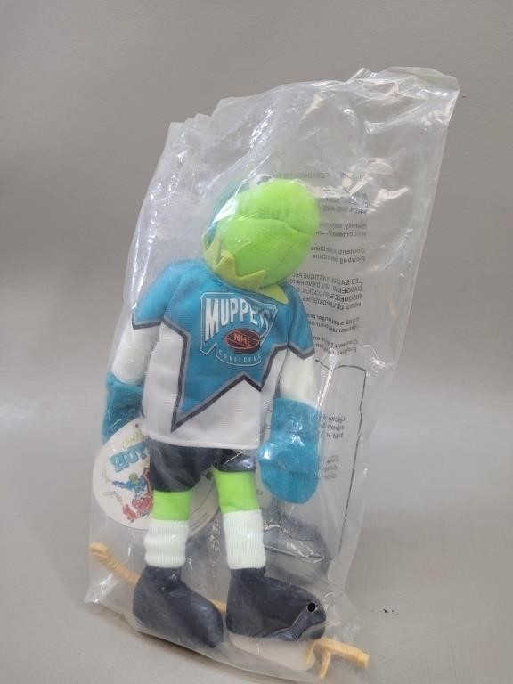 1995 Muppets NHL " Kermit" Plush