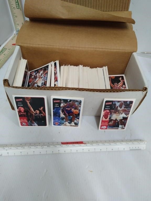 Box Victory Basketball Trading Cards Larry
