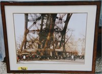 Framed Efle Tower Photograph