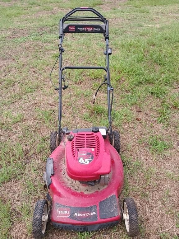 Toro 6 and 1/2 horsepower self-propelled untested