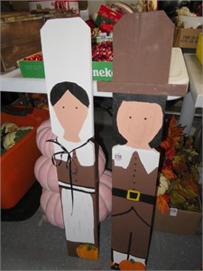 pr wooden pilgrims,3 tier pumpkin