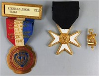 347/83 Lot of 3 Vintage Military Medals
