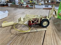 1/16 Remote Control Tin Ford 4040 Backhoe