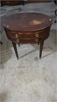 End table 28x20x27