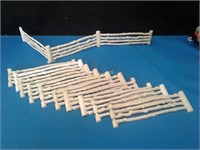 PLASTICVILLE - O/S Rustic Fences (13 pieces)