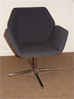 Keilhauer Swivel Lounge Chair 9060 Model